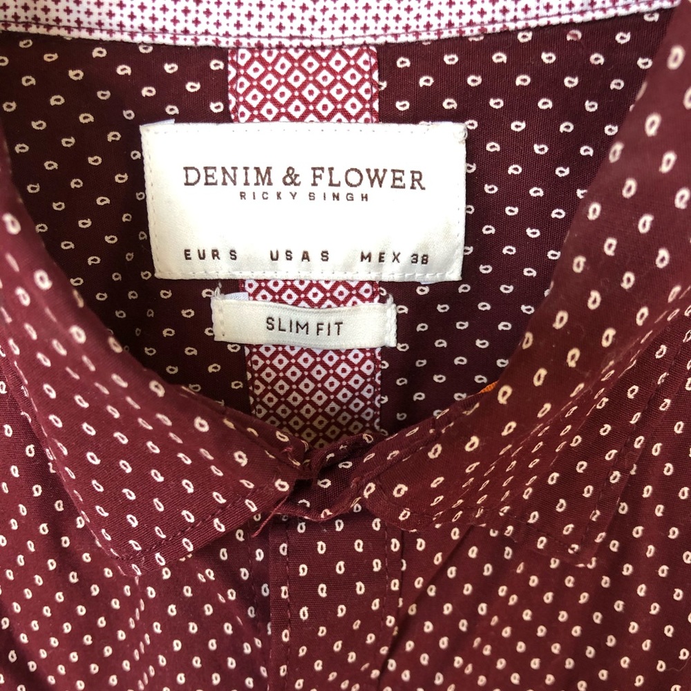 🔴2/25 Short Sleeve Men’s Button Up